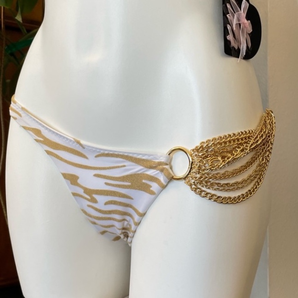 “Who’s that Girl” Bikini L/S - Picture 3 of 8